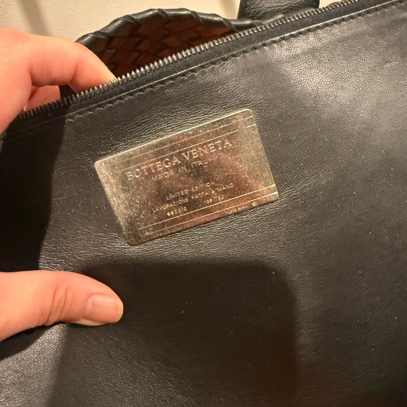 Bottega Veneta Black Cabat Woven Leather Tote Medium NEW WITH DUSTBAG - Picture 5 of 10